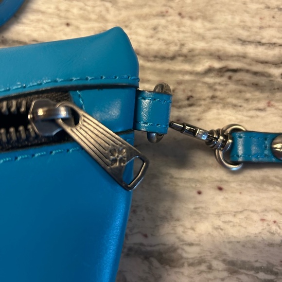 Patricia Nash Leather Convertible Crossbody/Belt Bag Blue - Picture 8 of 9